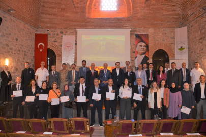 Bursa'da sigarayı bırakanlara sertifika verildi