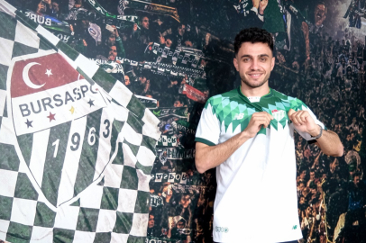 Bursaspor Ertuğrul İdris Furat ile sözleşme imzaladı