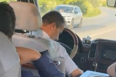 İznik'te minibüs şoförüne emniyet kemeri ve telefonla konuşma cezası