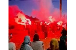 Kadınların Hıdrellez şenliklerinde taşıdığı meşaleler 4 çocuğun yaralanmasına neden oldu