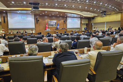 Büyükşehir Meclisi'nde suya zam teklifi reddedildi