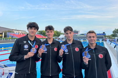 Belediyesporlu yüzücü Özgür Yonca, Avrupa üçüncüsü