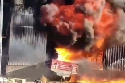 Bursa’da ihracat deposu alevlere teslim oldu