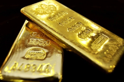 Altın önce zirveye ulaştı, sonra geriledi