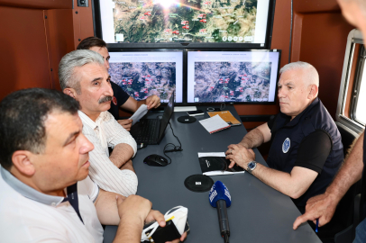 Bozbey: Yangının yönü belli değil, daha fazla hava desteği gerekli