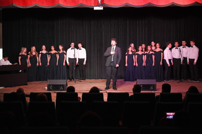 Osmangazi Belediyesi’nden Genco Erkal’a vefa gecesi