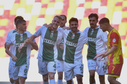 Bursaspor sezona deplasmanda tarihi galibiyetle başladı: 8-0