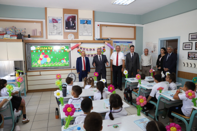 Bursa’da minikler okula ilk adımlarını attı