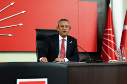 Özgür Özel, CHP'nin 81 il başkanını İstanbul'a çağırdı