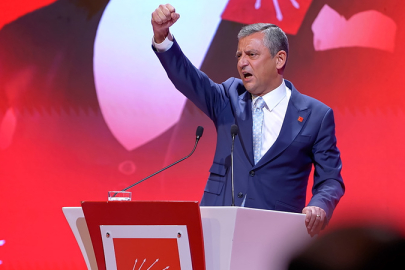CHP lideri Özel: 'Ders kitaplarına darbeci olarak geçeceksin'