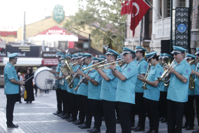 Bursa'da kurtuluşun 103. yılı coşkusu