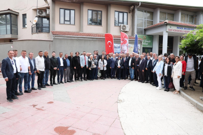 Bozbey: "Bursa’yı masa başında değil, halkımızla birlikte yönetiyoruz"