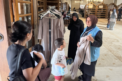 Bursa'da tarihi cami ziyaretlerinde kıyafet mecburiyeti