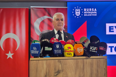 Bozbey aylık basın toplantısını gençlere ayırdı