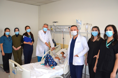 Baba 13 yaşındaki oğluna hayat verdi