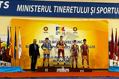 Bursalı güreşçilerden Romanya'da 2 madalya