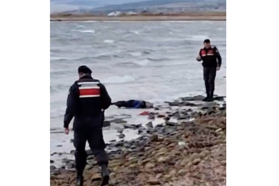 Gelibolu açıklarında tekne battı; 3 kişi hayatını kaybetti