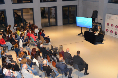 Nilüfer Felsefe Buluşmaları'nda kadın haklarına felsefi bakış