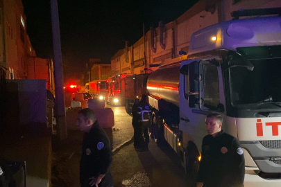 Mobilya imalathanesinde korkutan yangın