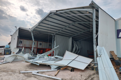 Ürünlü Mahallesi'nde iki kaçak yapı yıkıldı