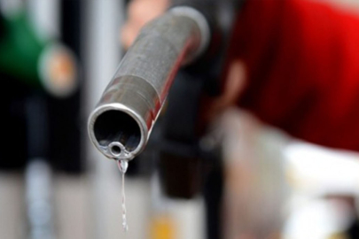 4 bin 100 tonluk akaryakıt hırsızlığı; Türkiye Petrolleri üst yönetiminden 3 kişi tutuklandı