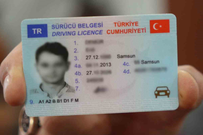 Eski tip ehliyetleri değiştirmede son gün yoğunluğu!