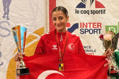 Bursa Büyükşehir Belediyesporlu Nazmiye Ak dünya üçüncüsü