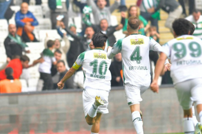 Bursaspor nefes kesen maçtan 2-1 galibiyetle ayrıldı