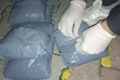 Uyuşturucu sevkiyatında yakalanan emekli polis tutuklandı
