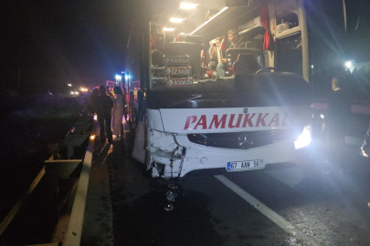 Freni boşalan otomobil yolcu otobüsüyle çarpıştı