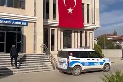 Bursa'da 28 yıl 8 ay hapis cezasıyla aranan 2 şüpheli yakalandı