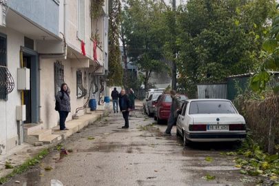 Üçüncü katta dengesini kaybedip pencereden düşen kişi ağır yaralandı