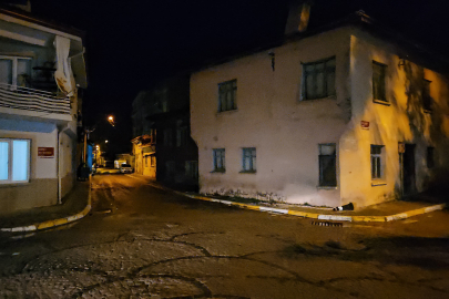 Sındırgı sallanmaya devam ediyor; 4,7 ve 4,3 büyüklüğünde deprem