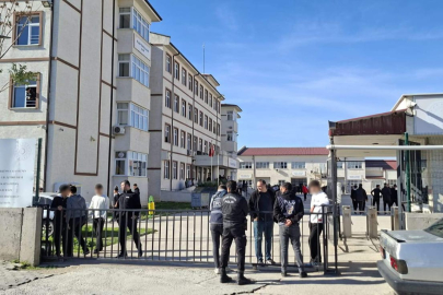 Bursa'da okul çevrelerinde çocuk ve gençlerin korunmasına yönelik denetim yapıldı