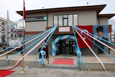 30 Ağustos Zafer Mahallesi Aile Sağlığı Merkezi ve Belediye Ek Hizmet Binası açıldı