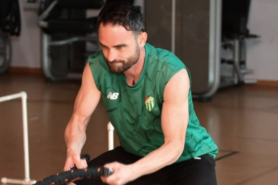 Bursaspor sabah antrenmanında kuvvet çalıştı