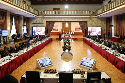 Komisyon İmralı'ya Öcalan'la görüşmeye gidiyor