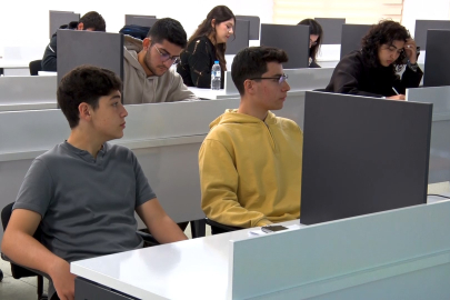 BTÜ'den Türkiye'de bir ilk: Lise öğrencileri üniversiteli oldu