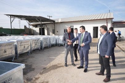 Yenişehir'e yeni ekskavatör ve çöp konteynırı