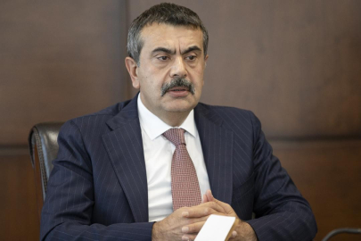 Milli Eğitim Bakanı Tekin'den ara tatili kaldırma sinyali