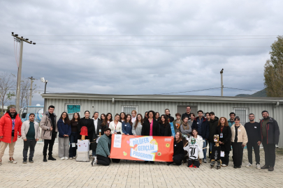 Gençler iklim krizini doğada ele aldı