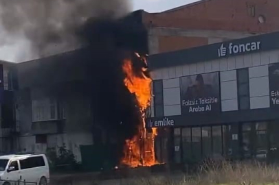 İnegöl'de elektrik panosundan çıkan yangın işyerine sıçradı