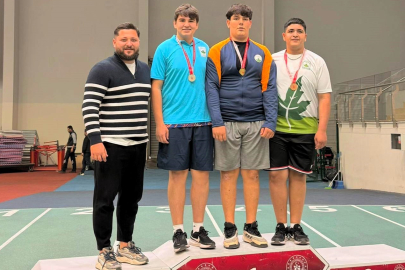 Osmangazili atletler madalyaları topladı