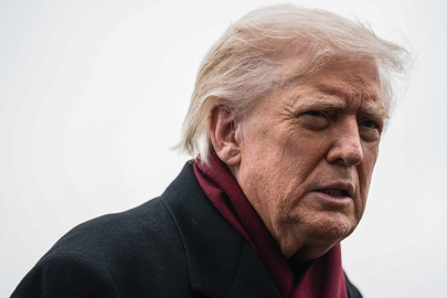 Trump  19 ülkenin ABD'ye tüm göçmenlik başvurularını durdurdu