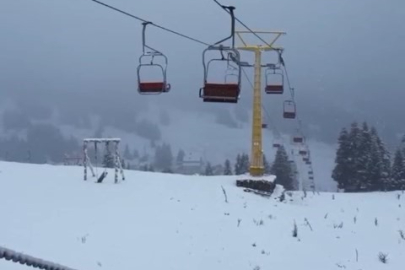 Uludağ'da kar yağışı etkisini sürdürüyor