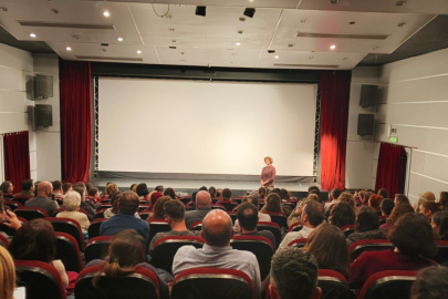 Pelin Esmer, yeni filmiyle Nilüfer’de sinemaseverlerle buluştu