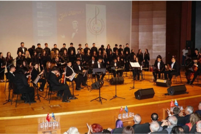 Zeki Müren 94'üncü doğum gününde unutulmadı