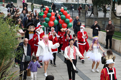 Osmangazi Meydanı’nda rengarenk yeni yıl heyecanı