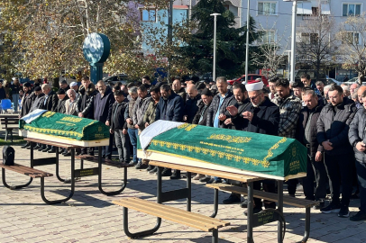 Evde ölü bulunan baba ve kızı toprağa verildi