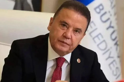 Muhittin Böcek hastaneye kaldırıldı